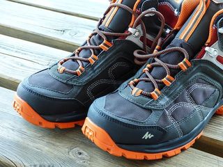 shoe-2585302__480.jpg