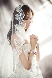wedding-dresses-1486256_640.jpg